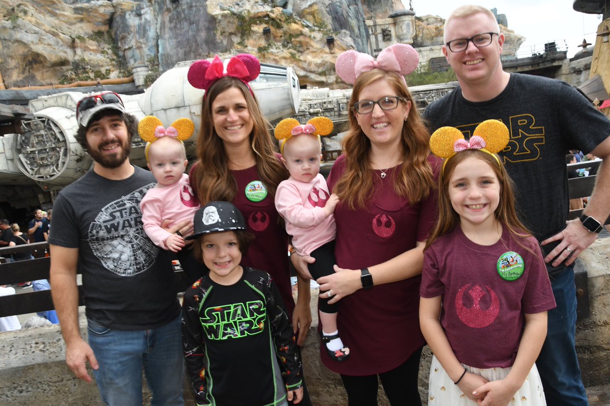 kathryn_freemon's tweet photo. May the Fourth be with You  #dreamingofdisney #seeyourealsoon #hopefully #doubtit https://t.co/cz65HyoulH