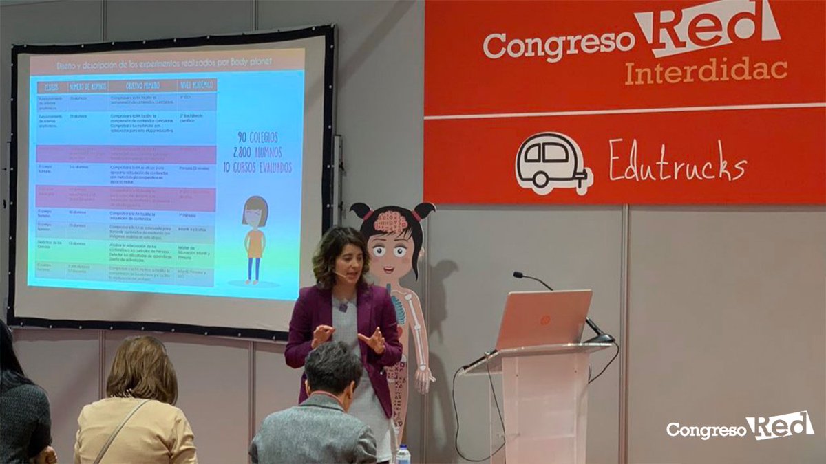 DIGIeLEARNING's tweet photo. Nuria Fernández nos expuso técnicas de realidad aumentada como método de motivación y aprendizaje para las aulas.
@bodyplanetAR
#CongresoRED2020 https://t.co/950X6ea3rY