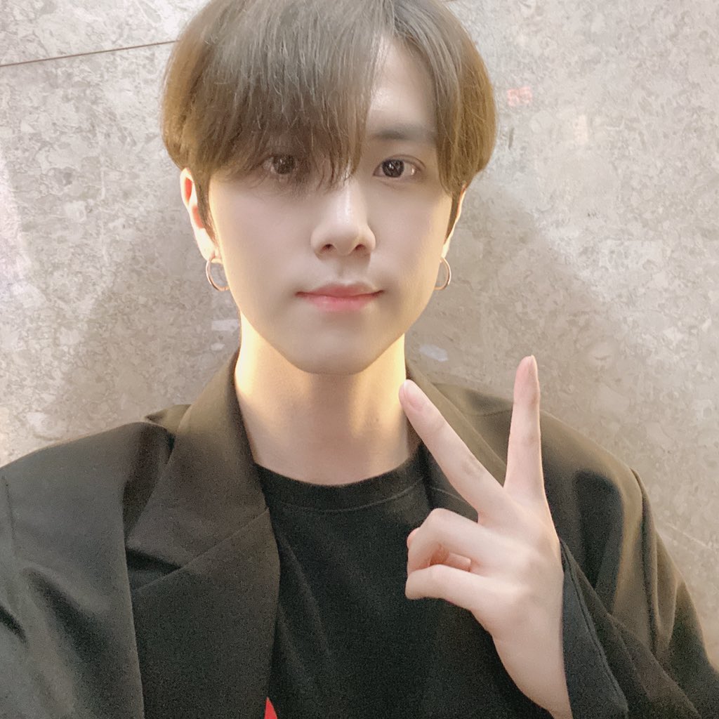 キム ドンハン（KIMDONGHAN） (@KDH_official_JP) / X