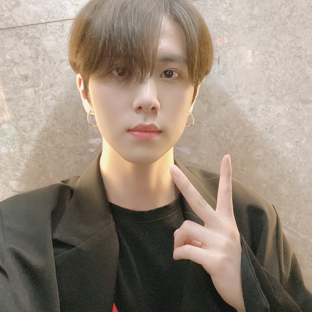 김동한(KIMDONGHAN) tweet media