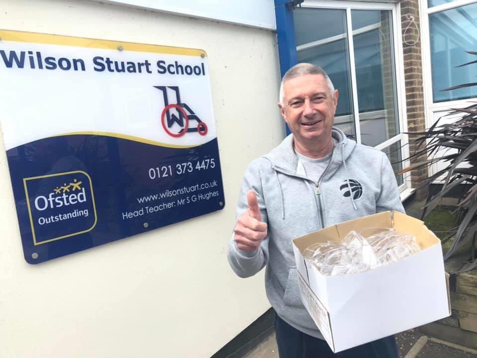 CovidMASC's tweet photo. Huge thank you to our inspiring team of volunteers who’ve worked non stop over the last couple of days to get these made.
Huge shout out also to Arthur Terry School who fantastically donated 50 lab glasses that we also passed on.
💙💙💙💙💙💙💙🌈🌈🌈🌈🌈🌈🌈
#ProtectOurCarers https://t.co/M6yChUcUaP