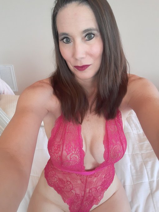 Have a great day!!💋💋 New posts on onlyfans!! Check it out!💗💗 https://t.co/XIeN5dUA3K<a href="/tag/milf"class="tags"><span>#milf</span></a><a href="/tag/hotmilf"class="tags"><span>#hotmilf</span></a>