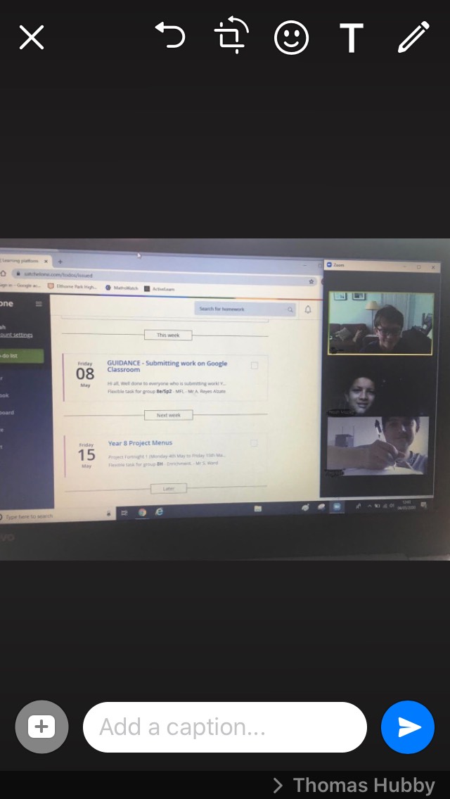 ElthorneHighSch's tweet photo. Some Year 8s working on their schoolwork together...
#workingtogether #workingfromhome #keepingsocial #year8 #positivity #proud https://t.co/uSLPkKJ2vO