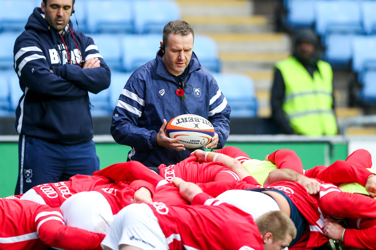 BristolBears's tweet photo. 1⃣4⃣6⃣ appearances as a player
5⃣ seasons as a coach

Thank you for everything you have done for the @brfc_academy and the first team, @IRO1981 💙 https://t.co/ziUe3kpAY3