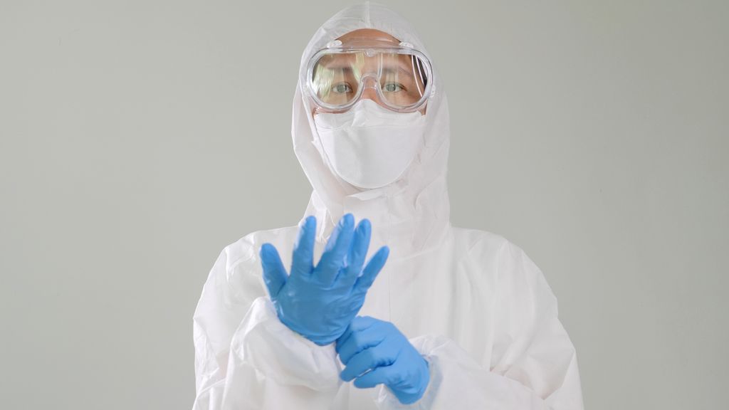 MedicalNsr's tweet image. Are you Government Compliant? We stock all PPE - get in touch for a full list of the essentials you will need to keep your team, customers safe. 
#facemask #ppe #disposablefacemask #brandedmasks #personalhygiene #commercialhygiene #hygienesypplies #medicalsupplies #covid19