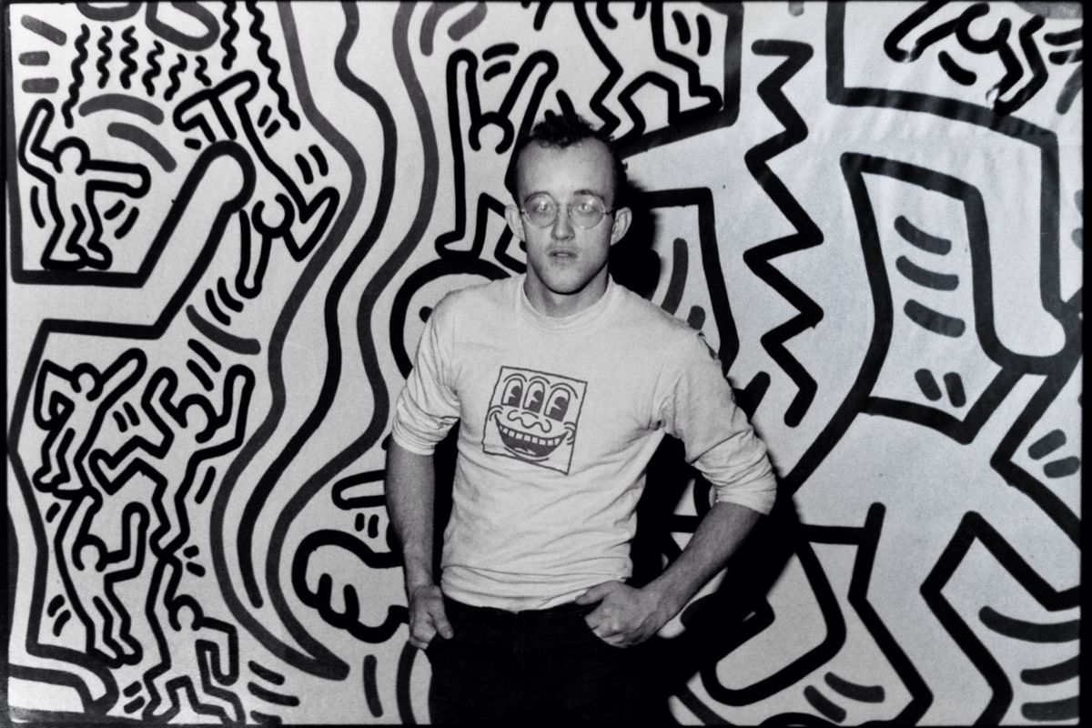 fall0nxx's tweet photo. Happy birthday Keith Haring ♥️ https://t.co/Ty1Siu4JJE