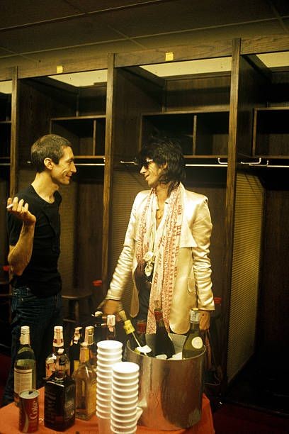 denajag's tweet photo. Backstage #CharlieWatts @officialKeef #RollingStones #nicebar https://t.co/jhRa1xJIUK