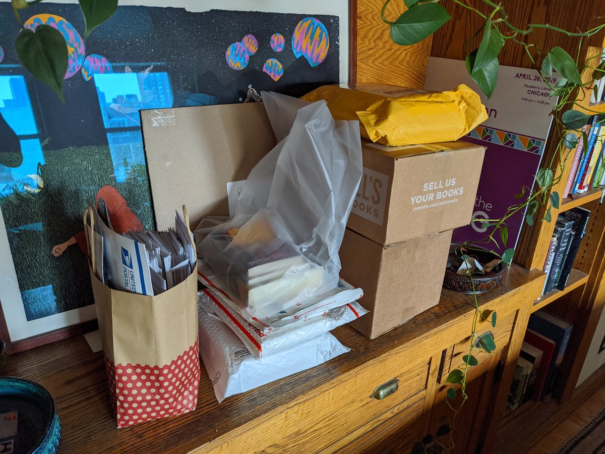 Chicago shelter at home day 1: I'm back! Time to catch up with everyone on ennui and sourdough bread.Got some goals for this month, but I'm gonna take it day by day. Today's goal is to unpack and get through all the mail and packages from while I was gone.