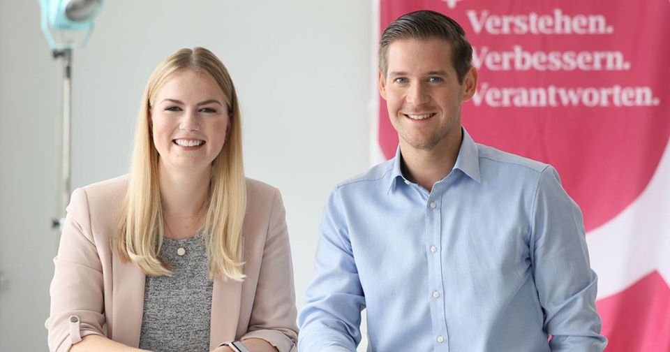 DGQffm's tweet photo. Sie sind Neueinsteiger im #QM und ein #Young #Professional und fragen sich, wie und wo Sie sich in lockerer Atmosphäre zur aktuellen Krise austauschen können? Melden Sie sich gleich für die Online-Veranstaltung am 7. Mai an: https://t.co/SDulTdO3Hf https://t.co/77NKTSWW45