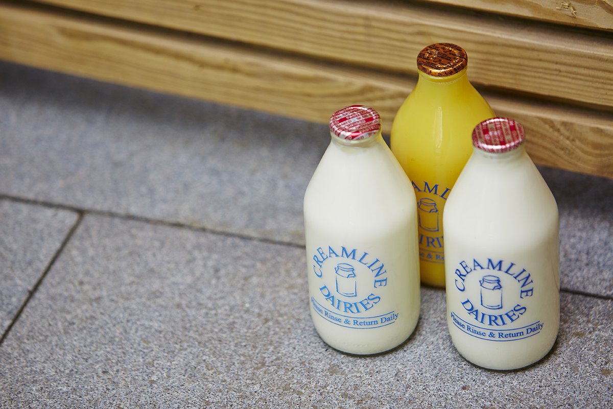 Do you know someone who might benefit from our doorstep delivery service? We’re here to help you keep your fridges &amp; cupboards full, during lockdown and beyond. Head here to sign up 👉 creamline.co.uk/register. #creamline #doorstepdelivery