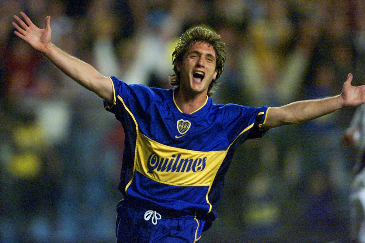 Feliz Cumple Guille! 🎂
Hoy cumple 47 años, <a href="/GBS_Oficial/">Guillermo Barros Schelotto</a>!
Defendiendo los colores azul y oro obtuvo:
🏆🏆🏆🏆 Libertadores
🏆🏆 Intercontinentales 
🏆🏆Sudamericanas
🏆🏆 Recopas
🥇🥇🥇🥇🥇🥇 torneos locales
🥇🥇 torneos locales como entrenador