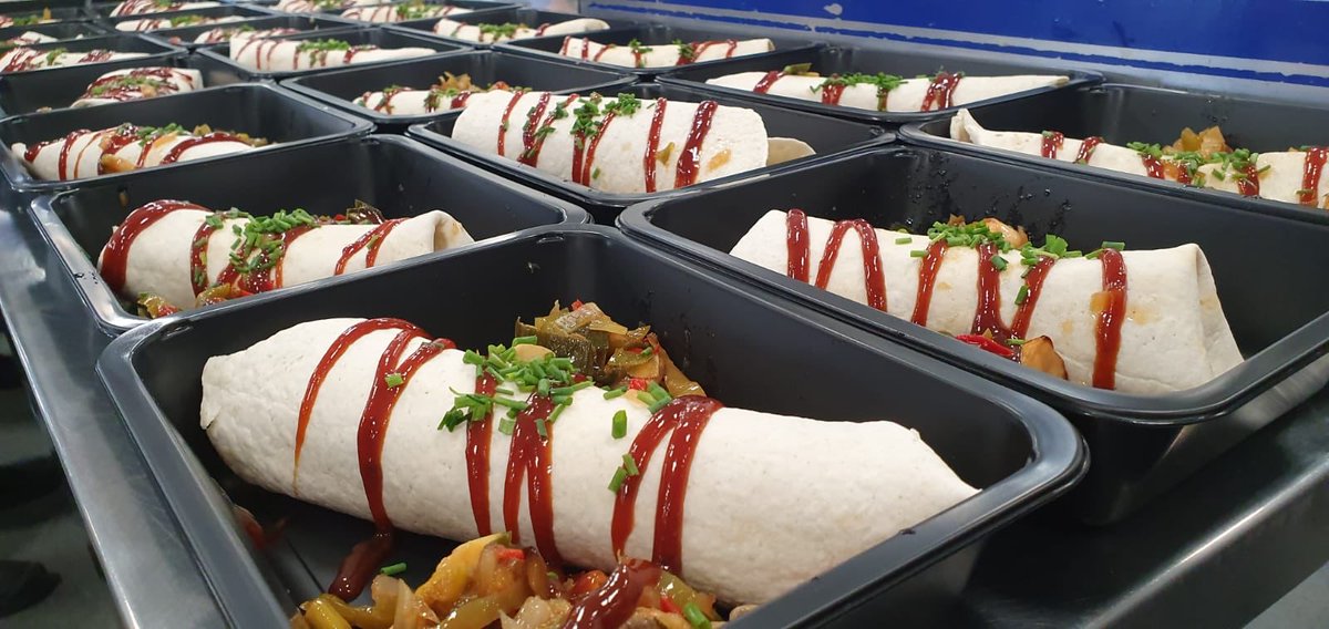 Deze heerlijke pulled pork wrap met groentesalade is vandaag bezorgd bij een groot deel van onze klanten! Lijkt jou dit nu ook heerlijk? Je kunt hem nog bestellen voor het tweede bezorgmoment deze week!