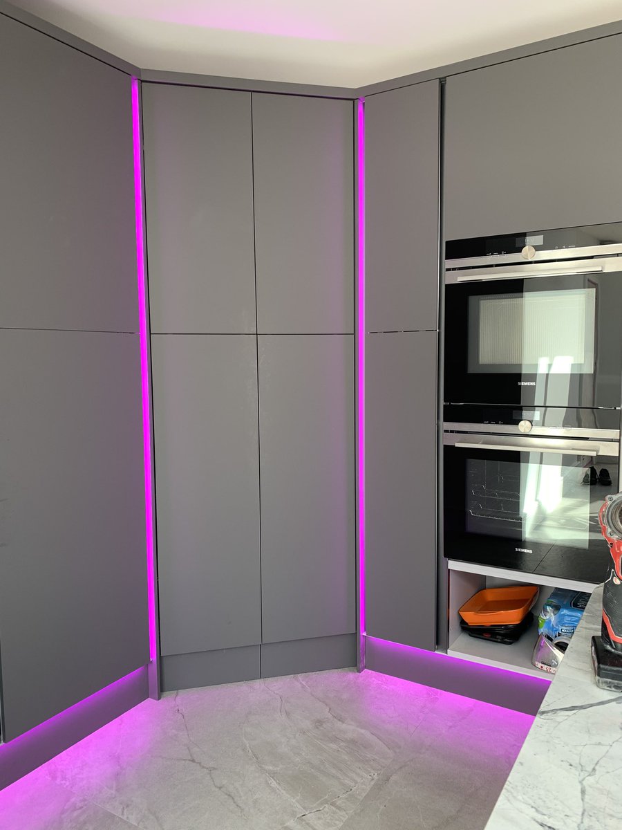 LecEtec's tweet image. Beautiful RGBW strip supplied by ArcLed controlled by Loxone 👍😎 #loxone  #arcled #smarthome #homewutomation