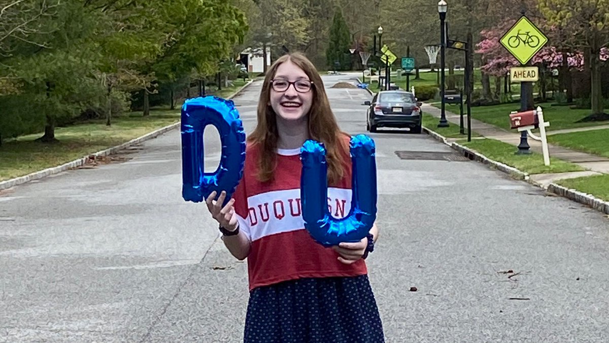 ehsvoyager's tweet photo. College Decision Day! "I am off to Duquesne University as a speech-language pathologist student in the 5 year SLP program. Even though my sister is ditching me for Italy, I’ll be living it up in Pittsburgh." -Sara Tuddenham ‘20
@easternviking @ERHS_PRIDE https://t.co/tptGBgRjnA