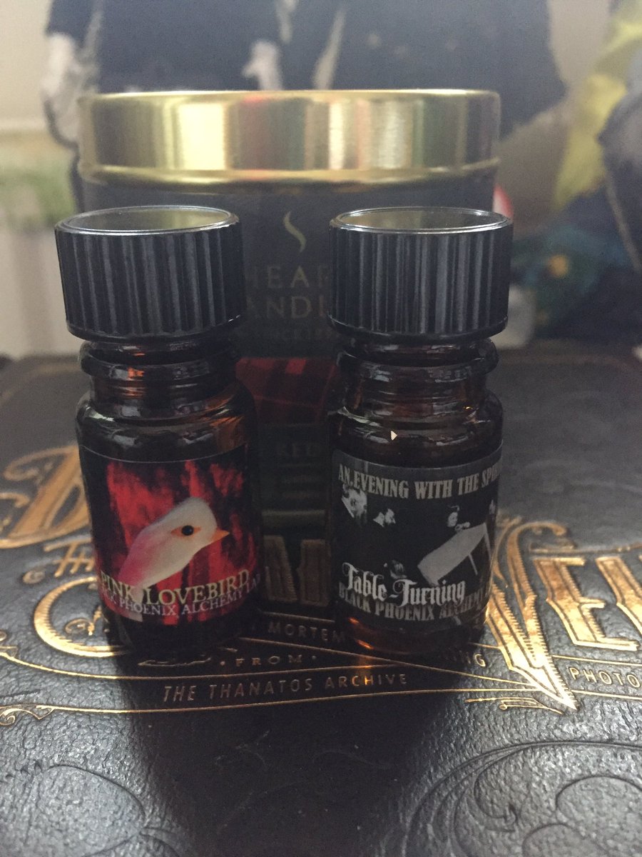hann0ir's tweet photo. New Bpals! Pink Lovebird and Table Turning from an evening with the spirits! #blackphoenixalchemylab #bpal https://t.co/fKHOvQ5fQy