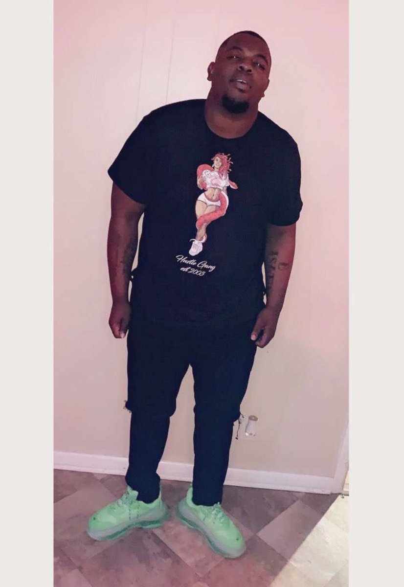 msutx_moca's tweet image. Our #MOCAManMonday highlight this weeks goes to The Myth @W_A_N_BRO. Bah is a grad student majoring in sports administration and wants everyone to know “that in the future I’m going to be great.” Go support our brother and his endeavors 💪🏽