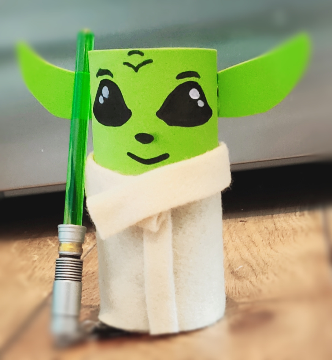MoulsfordArt's tweet photo. Year 5 have taken on the 'loo roll challenge' with a Star Wars theme today. (making a character/scene from an empty toilet roll and any other materials they like) I love this one by Tom H! #starwarsday #loorollchallenge #mpscreativity https://t.co/766G0ZFXGe