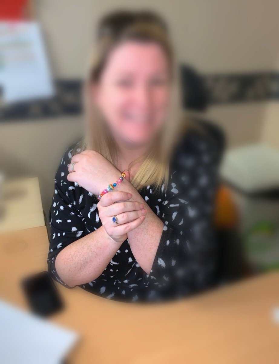 MissLee_GB's tweet photo. Rosie & Lacey took random acts of kindness to a whole new level today and made beautiful rainbow bracelets for the Keyworkers and residents of their mum's work. What big hearts you two have ♥✨ 🌈 #ramdomactsofkindness https://t.co/225YQwPazb