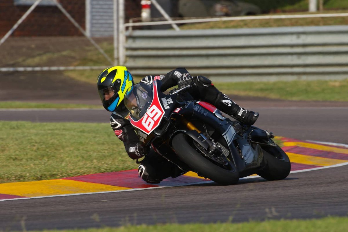 David Mcfadden tweet media