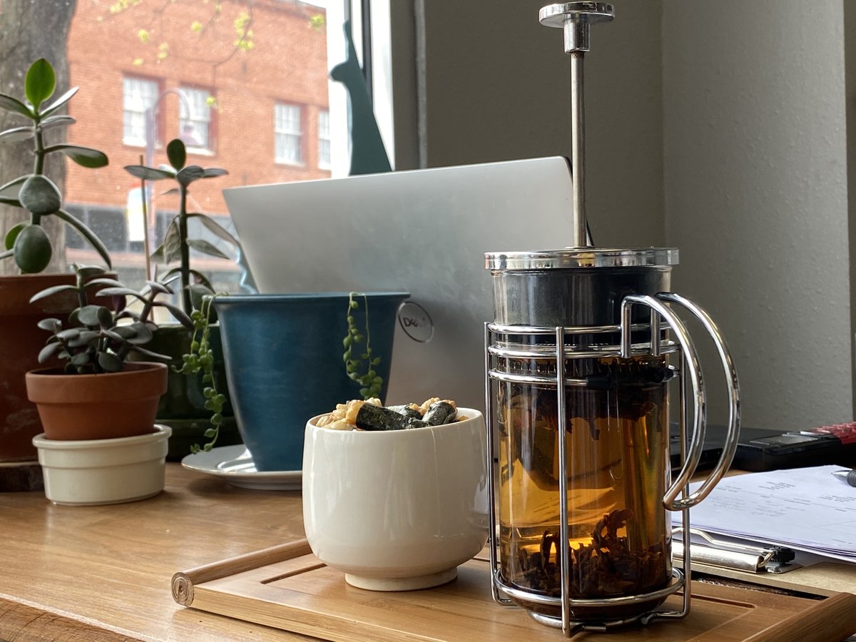 LilWoodsHerbal's tweet image. Thank you thank you thank you! You all have made a very busy Monday for us. I’m taking a tea time and replying to everyone who emailed, commented, or left voicemail over the weekend. Our hearts are still full from our tea party. #thankyou #dailytea #earlgrey #mondaymood