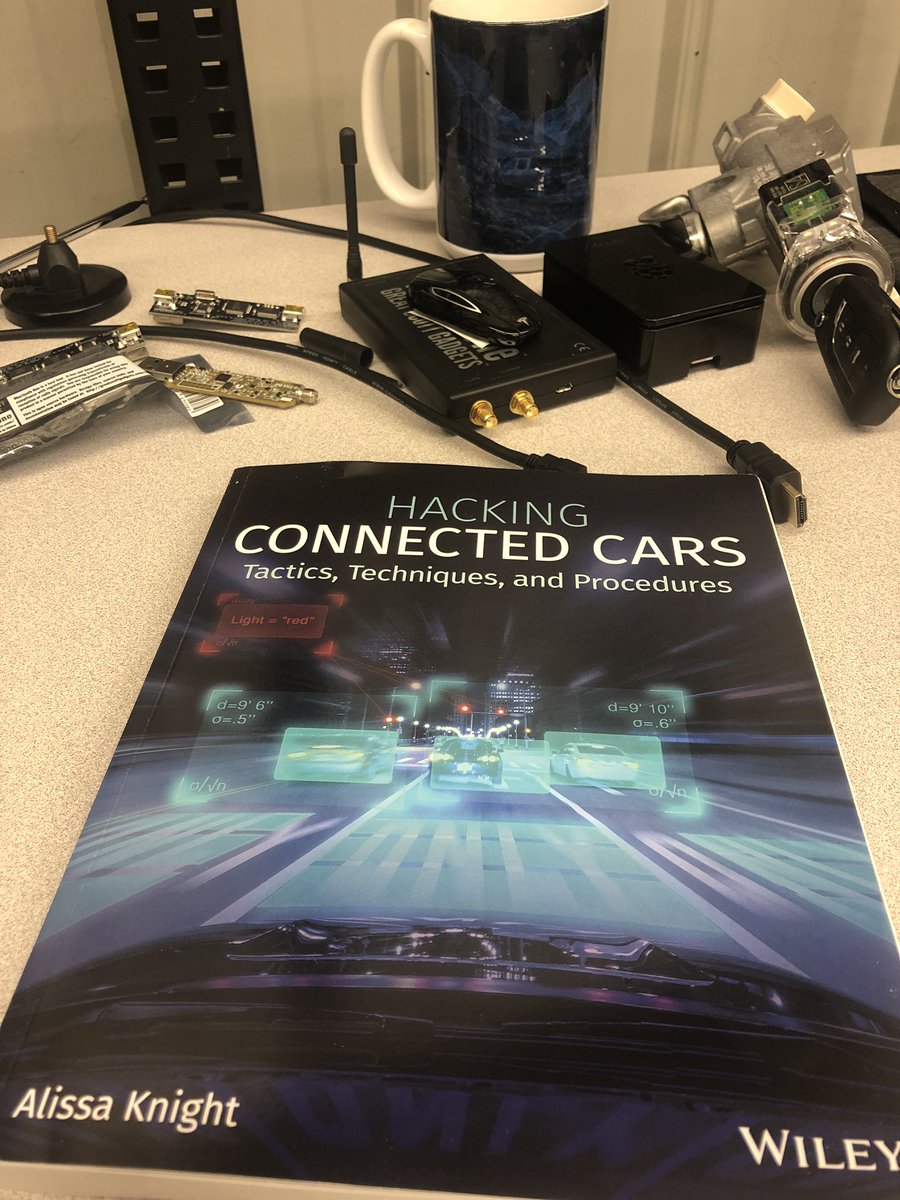 Never met <a href="/alissaknight/">Alissa Knight</a>  but I like seeing people in my corner doing good things. #carharcking #telematics #connectedcars