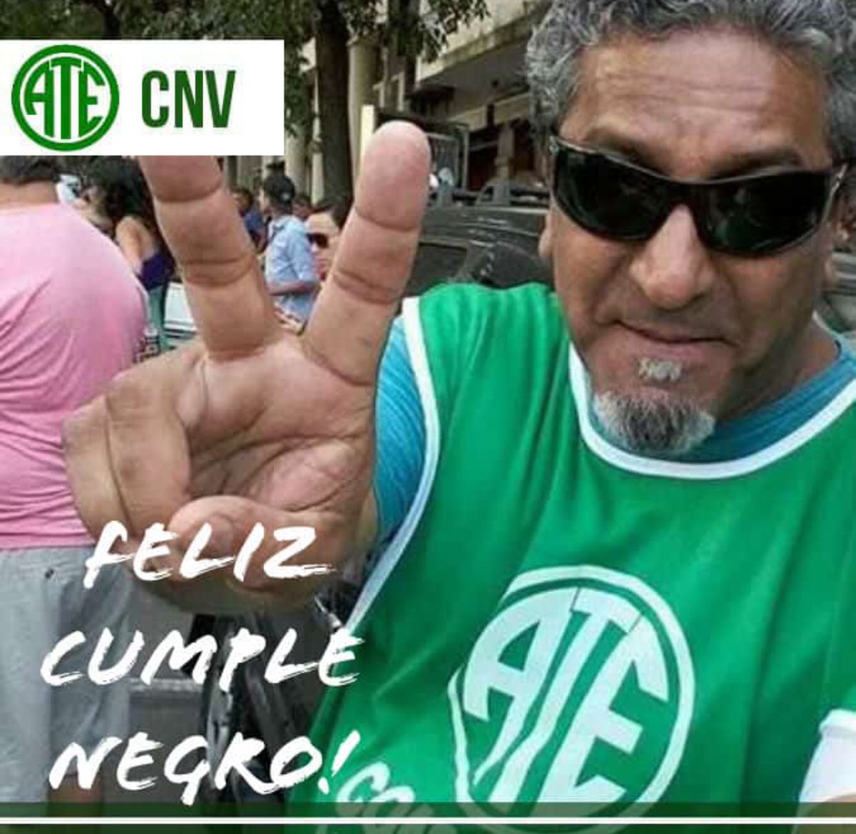 ATE_Junta_CNV's tweet photo. Feliz Cumpleaños Negro querido!
Siempre presente entre tus compañeres✌🏼 https://t.co/osv4hzAjc9