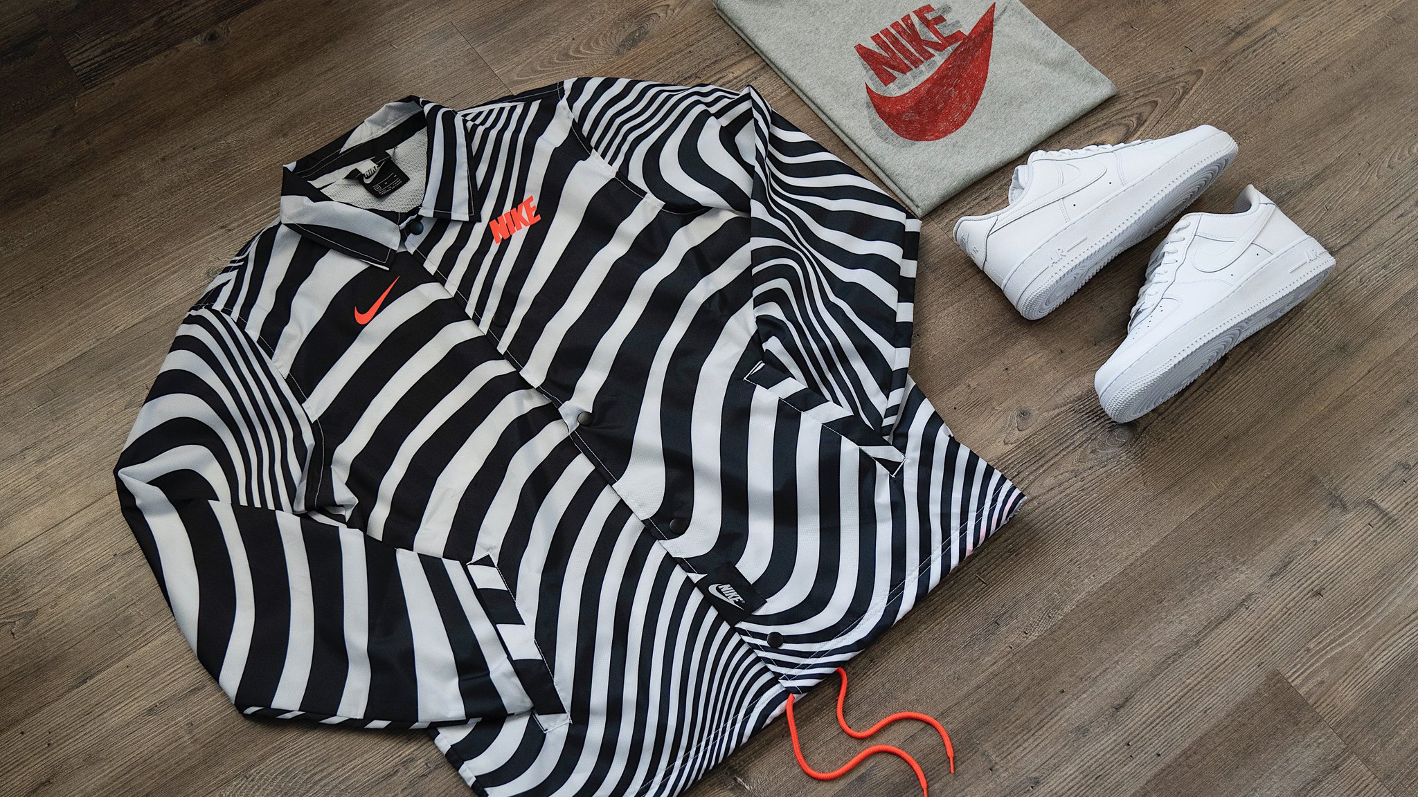 Nike air max coaches jacket sale