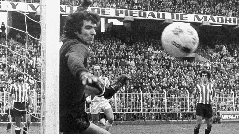 FOTOS HISTORICAS O CHULAS DE FUTBOL - Página 16 EXM1neaWAAcvd3V?format=jpg&name=medium