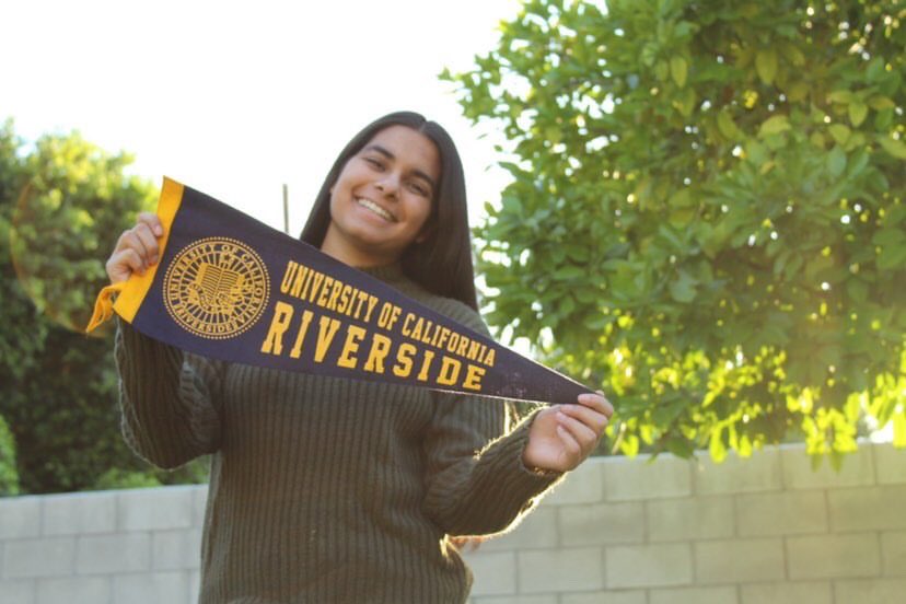 cchs_2020's tweet photo. Congratulations to Anika &amp; Kanika Shandel for committing to UCR! Congratulations to Jon Ravin for committing to CSUF! We are very proud of you! 💙 https://t.co/aXLOjGFbFM