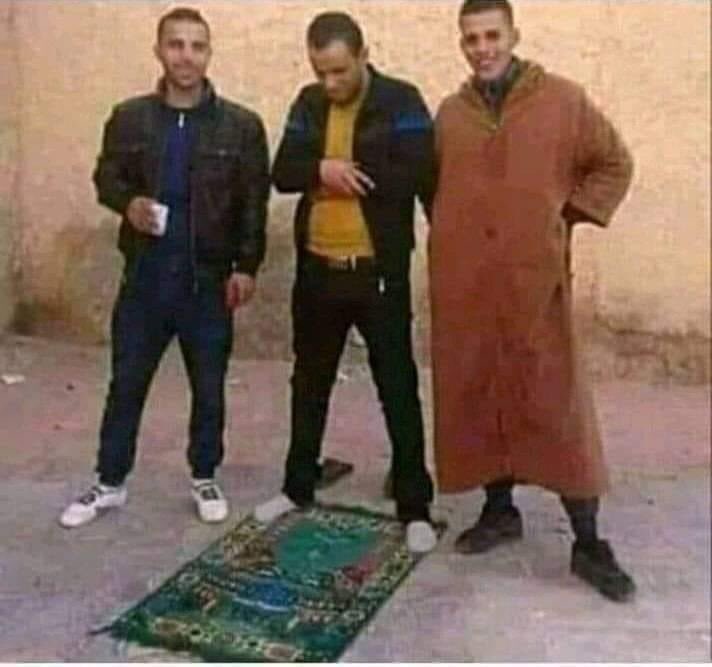 _saieedah's tweet photo. Fach katoub walakin 3chrank wlad lqhab @akram_o3ki https://t.co/IMQMXnsFjf