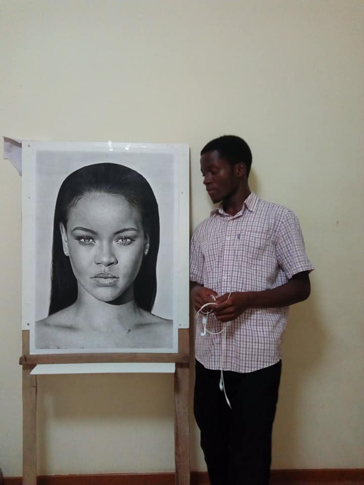 Mditshwer's tweet photo. This boy is really talented 😍😍 Rihanna will be so proud. Let's make him go viral with our RT😍
#VaalTwitter #SASSA #Uzalo https://t.co/eoBjt37wcY