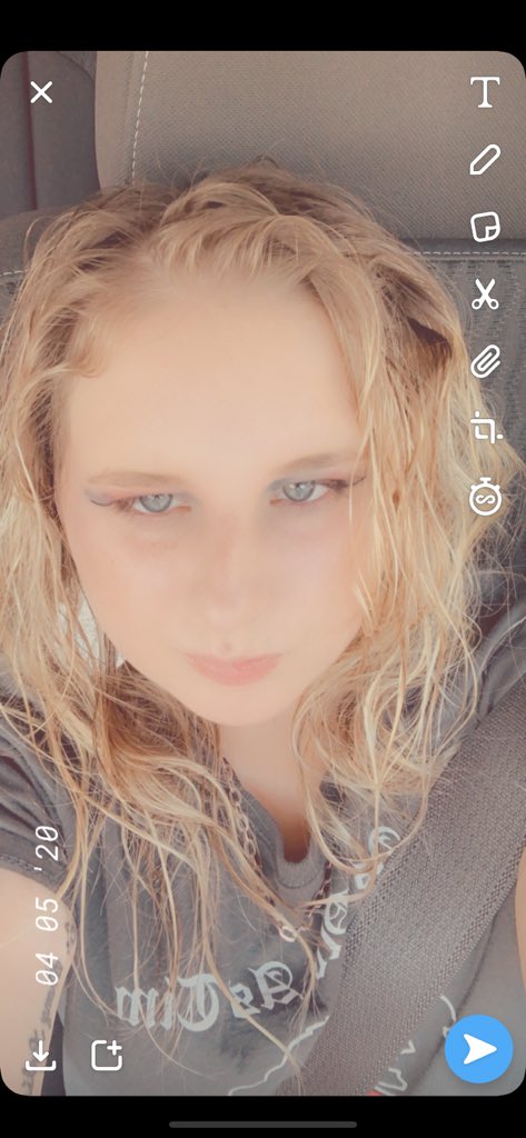 bailey88393062's tweet image. #snapchatfilters2020 #feelinglikeme #feelinglikebutterflies  #feelinglikeangry #feelinglikefire #feelinglikeflowers #strawberries #feelinglikehearts #feelingliketiedyecolors