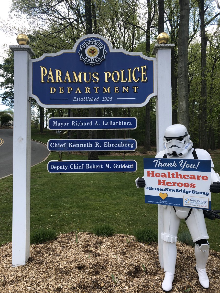 NewBridgeMedCtr's tweet photo. To our #healthcareheroes #maythe4thbewithyou! Thank you for your dedication #bergennewbridgestrong #paramusstrong #paramuspolice https://t.co/KyyFEaYjI1