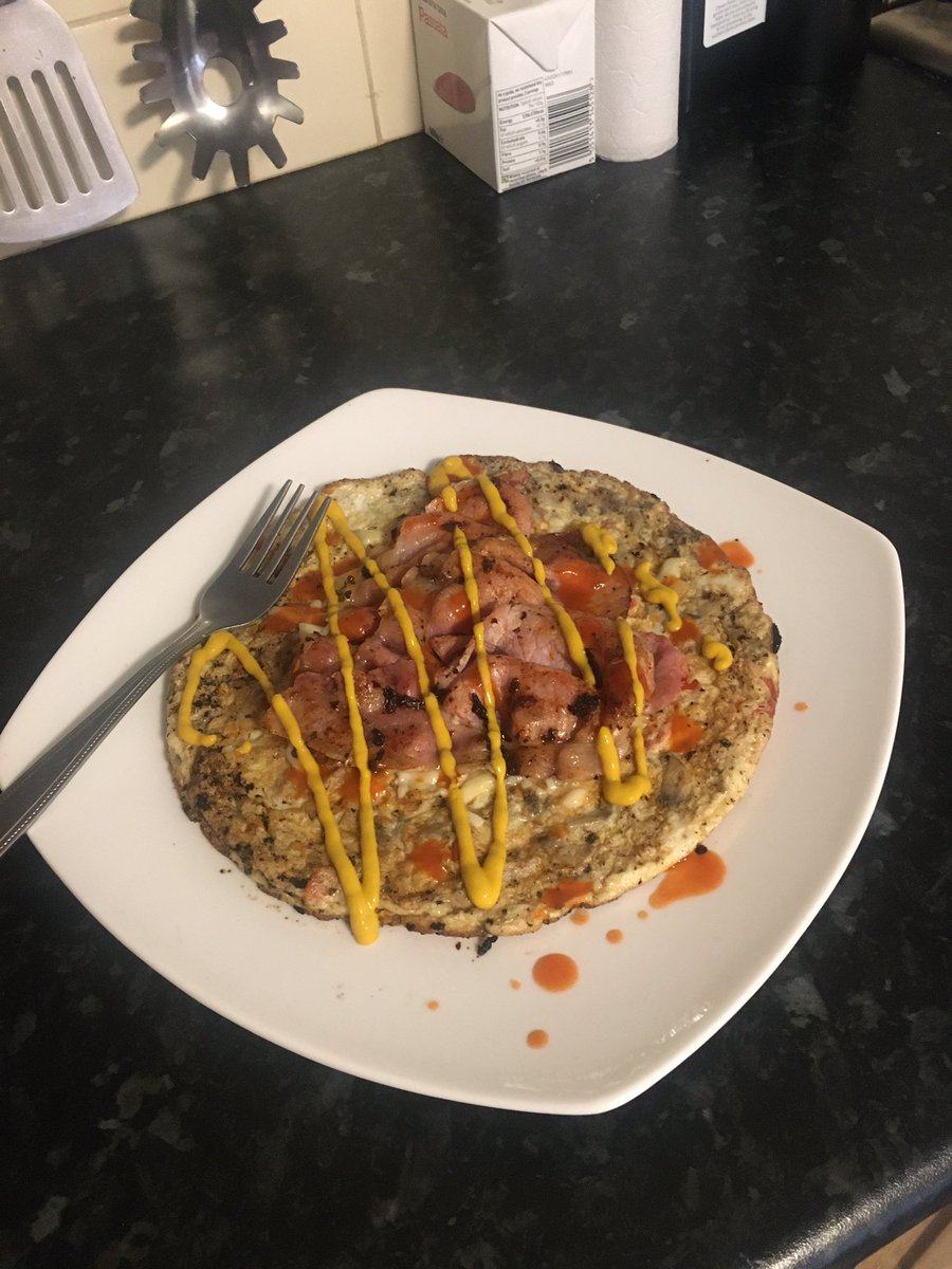 KTO_GNX's tweet photo. 18hr #Fast complete!
Supplements Used Today:
@xtend_uk #BCAA
@myproteinuk #Creatine and #ImpactWhey
#LowCarbDiet #TKD #TargetedKeto #Diet #Carbs #Keto #KetoDiet #LCHF #HFLC #Ketosis #Wellness #Goals #Eggs #Bacon #Pecans #Olives #Cheese #Chocolate #Mushrooms #Omelette https://t.co/T3Kx4IGuYh