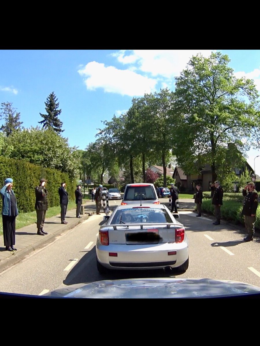 Janny ☮️ tweet media