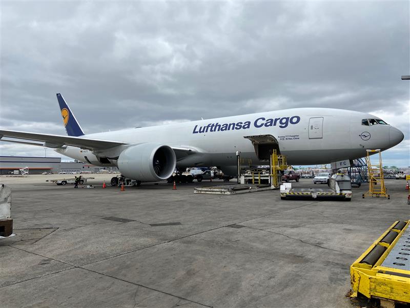 IACACORD's tweet photo. Thanks so much to @LHCargoVirtual for sharing these pictures with us of their preparedness to handle an inbound aircraft full of essential medical items. We appreciate their participation and thanks from the ORD airport community! https://t.co/6hmlb9CGjh