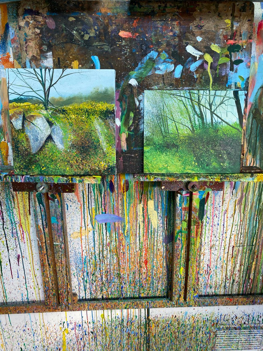 johnconnollyart's tweet photo. Todays work in progress on 2 more hedges. Should finish these tomorrow. If you want to see more of my work go to https://t.co/mV80TsbuRy https://t.co/CLabWOcSiz