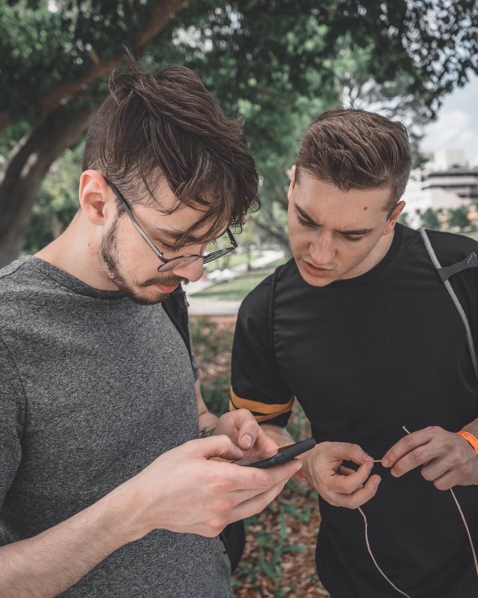 When you’re too excited about your new track so you DM it to everyone 😌
That’s right, a new BANGER from yours truly is now available on all streaming platforms!
Listen to it here: bit.ly/2z9MwNz