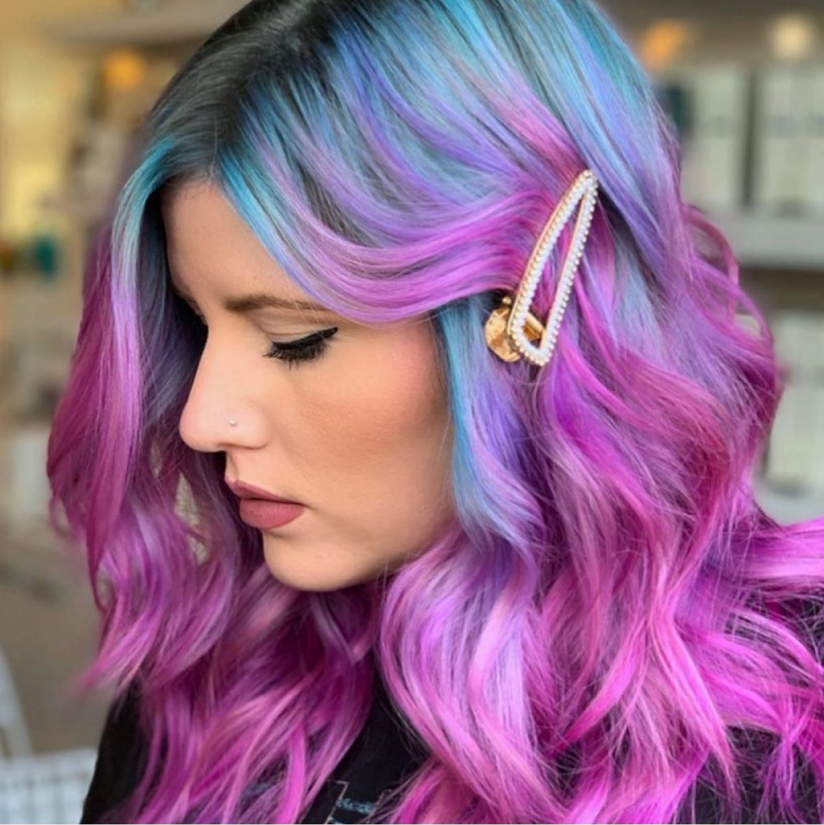 clicscolors's tweet photo. The mermaid color of our magical dreams 😍  @melissa.rose.hair https://t.co/NlBN74RSmU