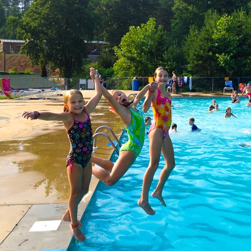 HiddenCreek_'s tweet photo. Daydreaming about #summer fun in the sun at Hidden Creek...🌞😎⛲ https://t.co/L6IqRt35yq