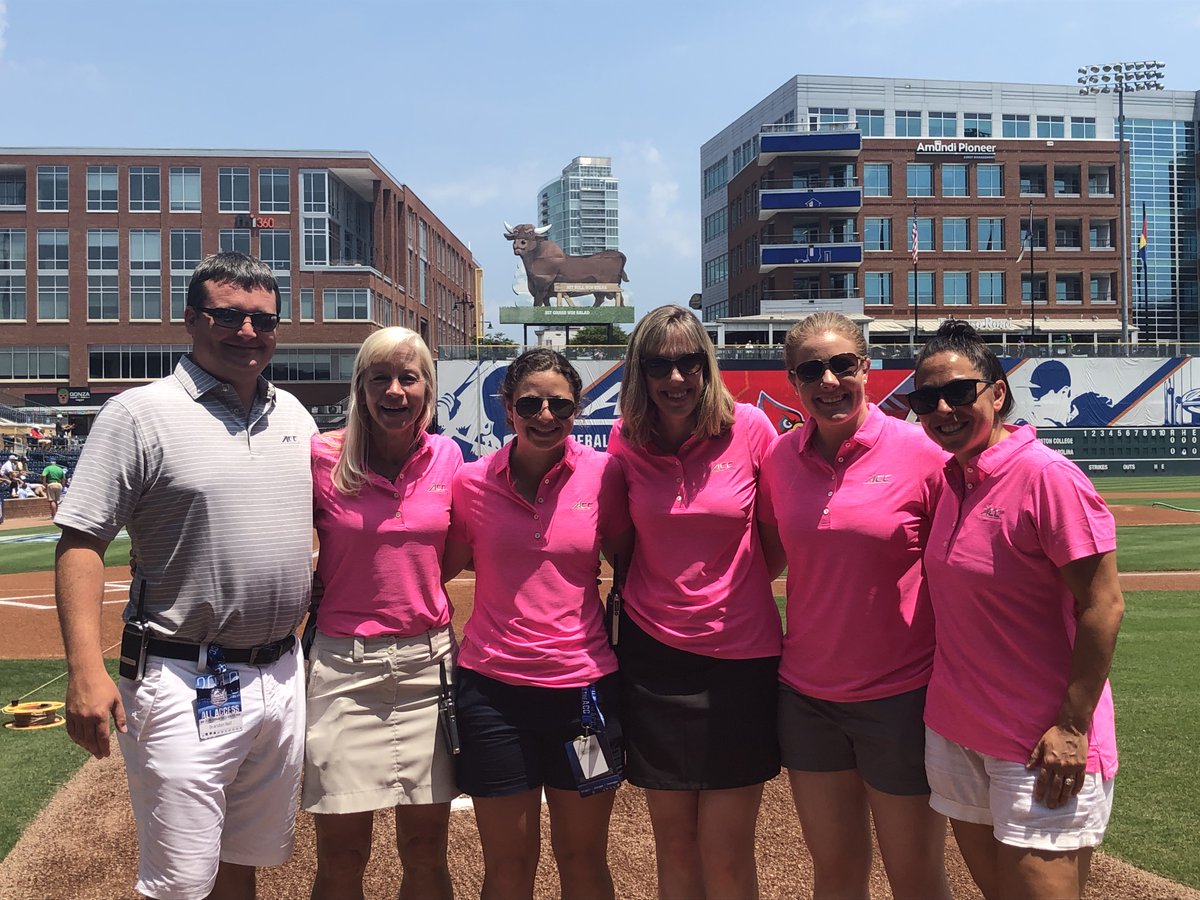 GoHeelsGameDay's tweet photo. We wanted to wish a Happy Birthday to former GHGD graduate assistant & @UNC_SpAd student @JessicaMRippey !
We love seeing you in Chapel Hill, whenever you visit as a NCAA Site Rep or during one of your ACC Championships! We hope you have a great day!
#SpAdStrong #TogetherWeWin https://t.co/H4D5IQuuI4