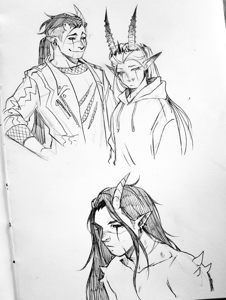 some sketches of him featuring said king, who belongs to @AaronMcFocks ? 
