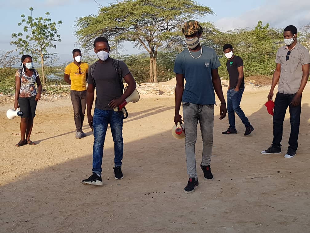 Baahshyll's tweet photo. Se sèlman nan bay kout men ansanm n ap rive limite dega maladi kowonaviris la. 

Nou kreye yon mouvman volontè ki rele AKSYON KONT COVID-19 pou ede nan lit kont covid-19 nan peyi a. N ap travay nan nòdès peyi. Prensipalman nan komin fòlibète youn nan kote yo  konfime plis ka... https://t.co/nphJP9gtXY