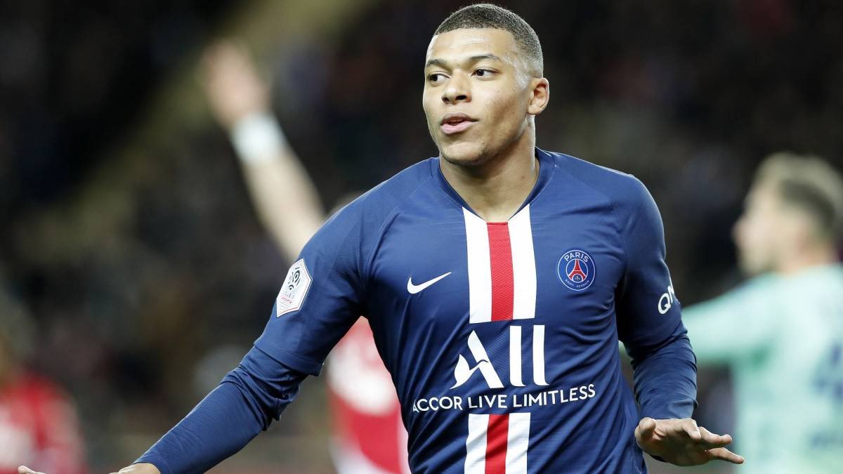 outcontextngolo's tweet photo. Fav pour Mbappe
RT pour N’Golo https://t.co/JWSLKiQaCS