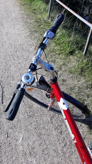 Elämäni kuvina päivät 3-6/7 ei sanoja ei ihmisiä. Haasteen antoi <a href="/HeliVaisanen/">Heli Väisänen</a> ja laitetaan eteenpäin seuraavaksi <a href="/MiettinenTepa/">Tepa Miettinen</a> <a href="/suvissa/">Sanna Suvisalmi</a> <a href="/sari_nyberg/">Sari Nyberg</a>