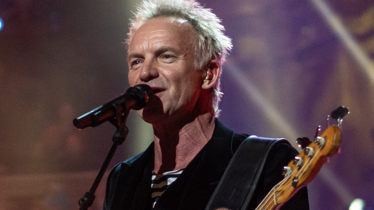 RJCole9's tweet photo. Tonight’s #That80sVibe #TEV @ 8pm @Radio_WIGWAM
Features 2 Album Tracks from @OfficialSting
80s Chart-Hits by #Queen #SlyFox @depechemode #TalkTalk to name just a few
+ A Stunning #RetroReHash by the #BEF
& an #EightiesRespin to twist ya Brain Cells
it’s a Date @ EIGHT ❤️❤️ https://t.co/mvRZA5TRgW