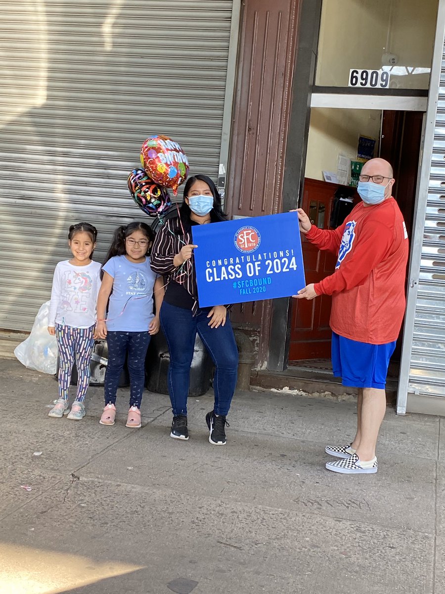 SFCHousing's tweet photo. #SFCBound Welcome to the family Class of 2024! We like to celebrate #SFCTogether the best we can. https://t.co/fXqJdO8kwY