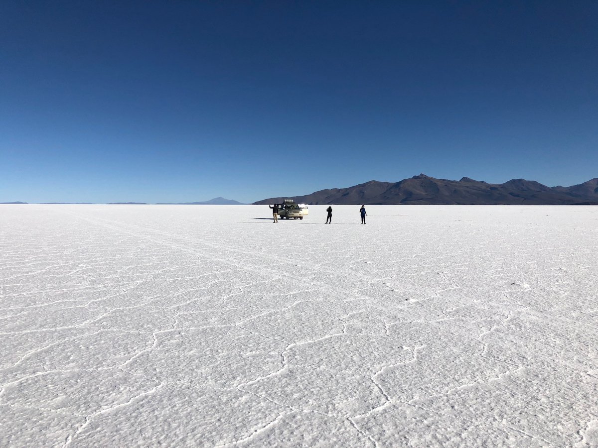 spruisken's tweet photo. @visakanv Salar de Uyuni in Bolivia https://t.co/zk9M2bvzpt