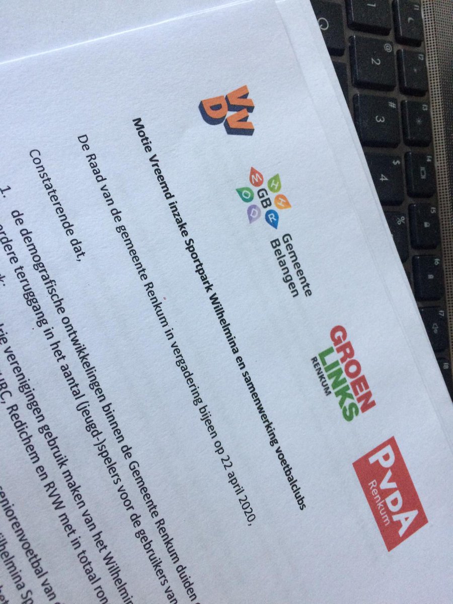 Deze motie (initiatief van VVD en GB) beoogt de voetbalclubs in Renkum en Heelsum, echt te laten samenwerken of te fuseren, en dat is ook nodig. Leer meer  op renkum.vvd.nl/nieuws/39294/d… #Renkum #VVD