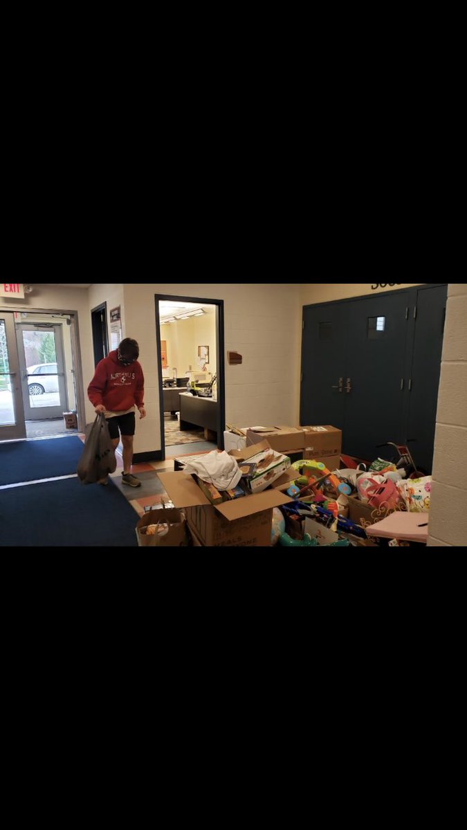 PGHsoccerinthecommunity tweet media